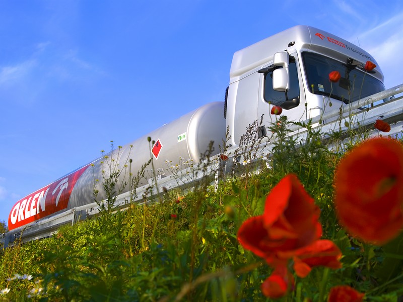 Polský Orlen koupí ropu od ExxonMobil